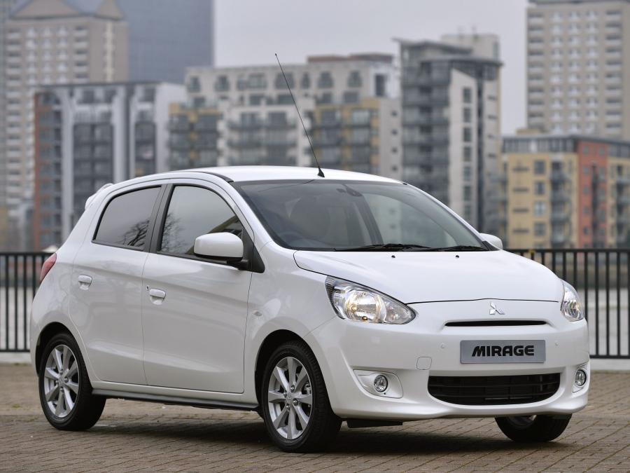  Mitsubishi Mirage 2013 года  (UK) (фото 17 из 31)